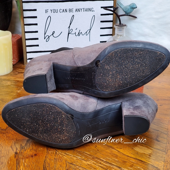 🆕️BCBCBGeneration Women’s Suede Dolan Booties - Picture 12 of 13